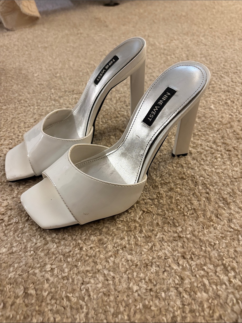 Nine West White Heeled Mules Elegant Slip-On Design